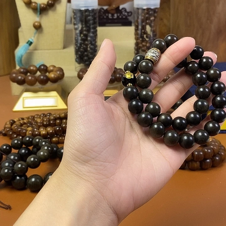 檀香木老山檀香阴沉1.2手持（八大守护）