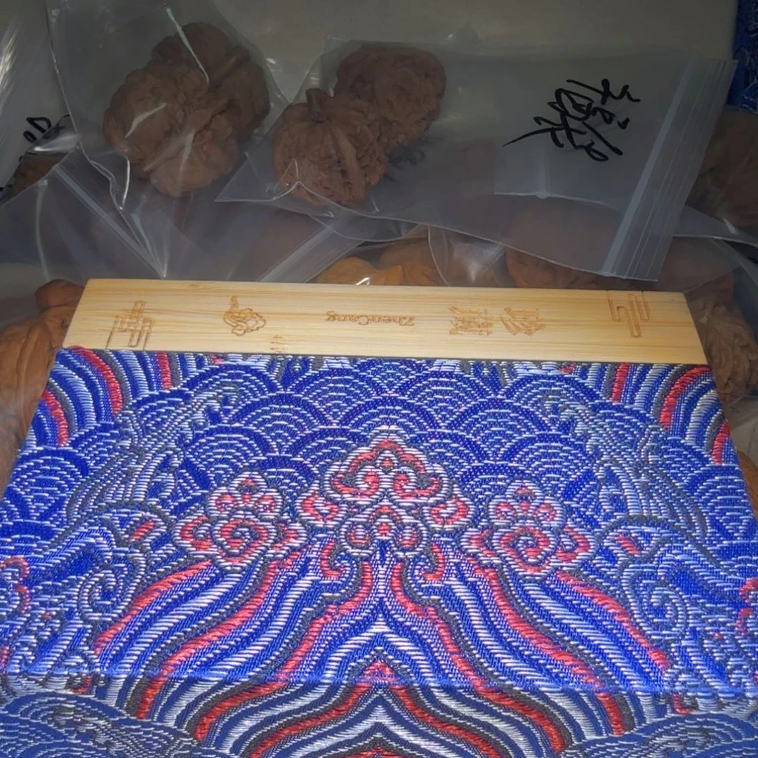 文玩核桃吊坠核桃