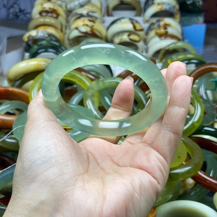 蛇纹石玉未镶嵌手镯l***y