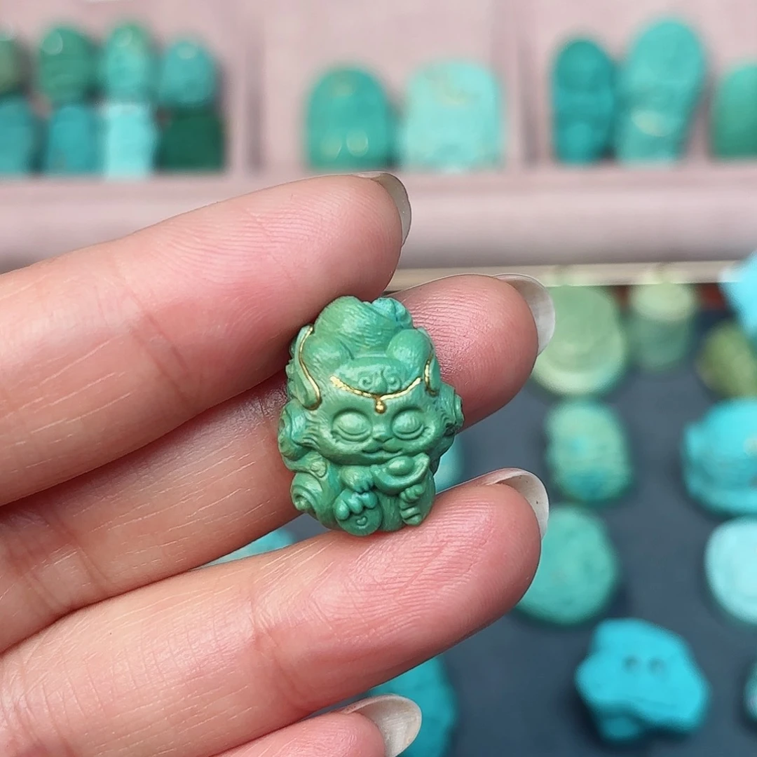 绿松石配饰未镶嵌