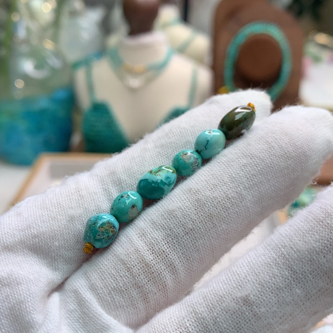 绿松石未镶嵌饰品