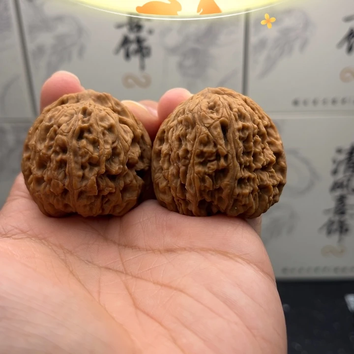 吊坠文玩核桃128号南疆