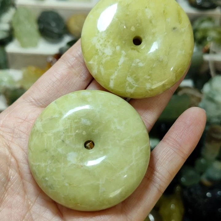 岫玉平安扣微瑕未镶嵌