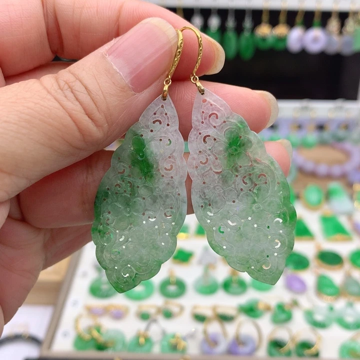 翡翠18K金镶嵌耳饰