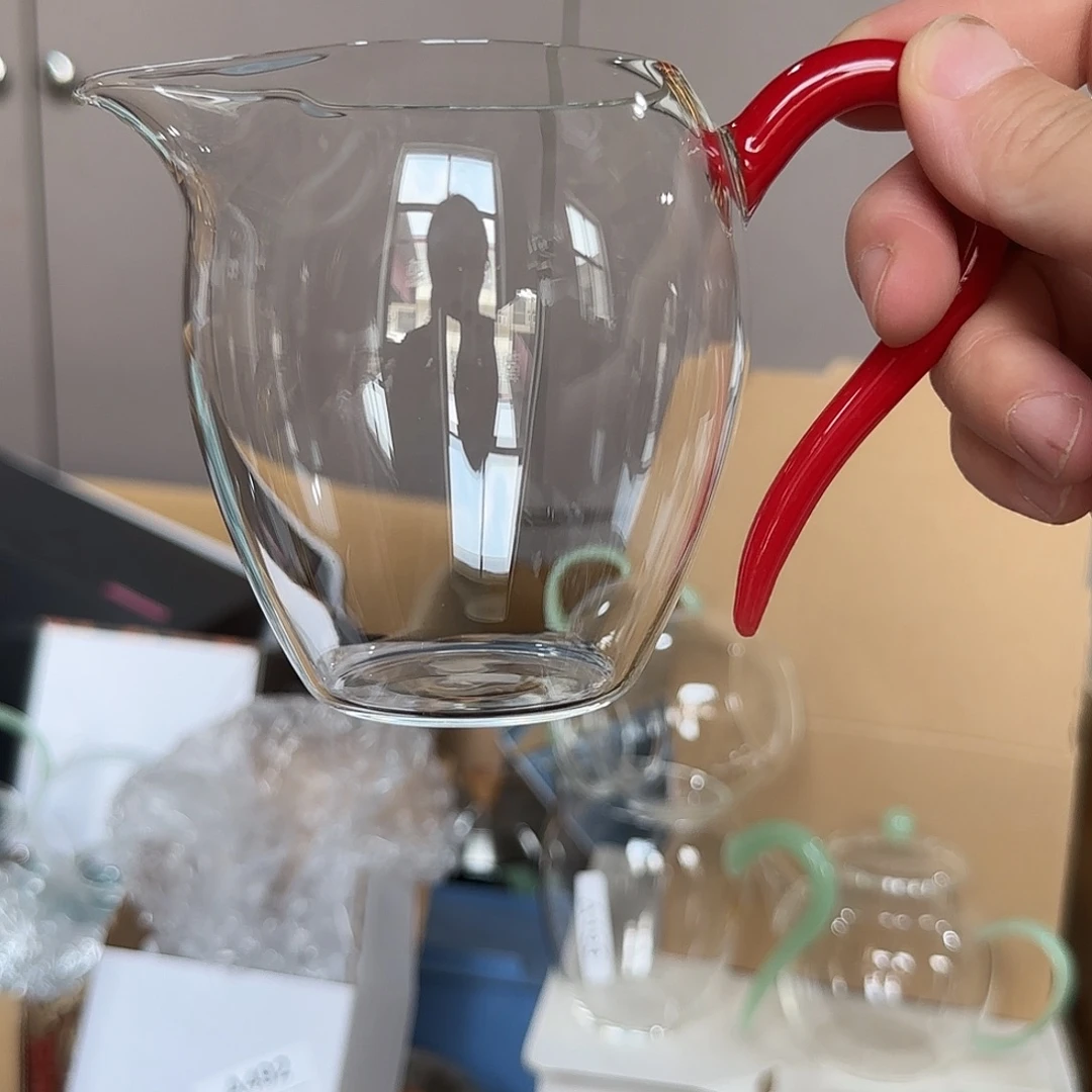 285大红微瑕高硼硅玻璃