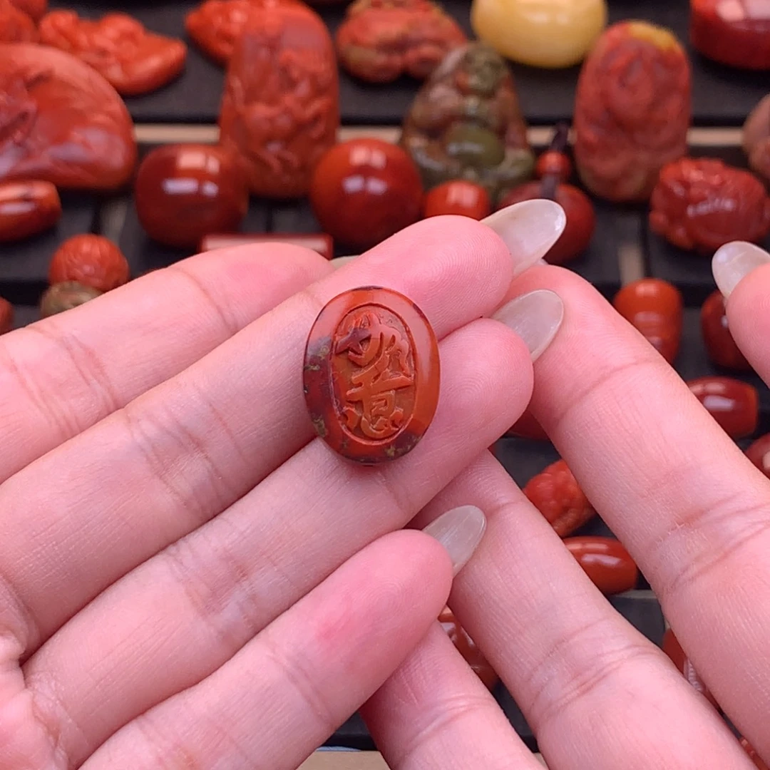南红玛瑙未镶嵌原矿包浆如意15.5mm