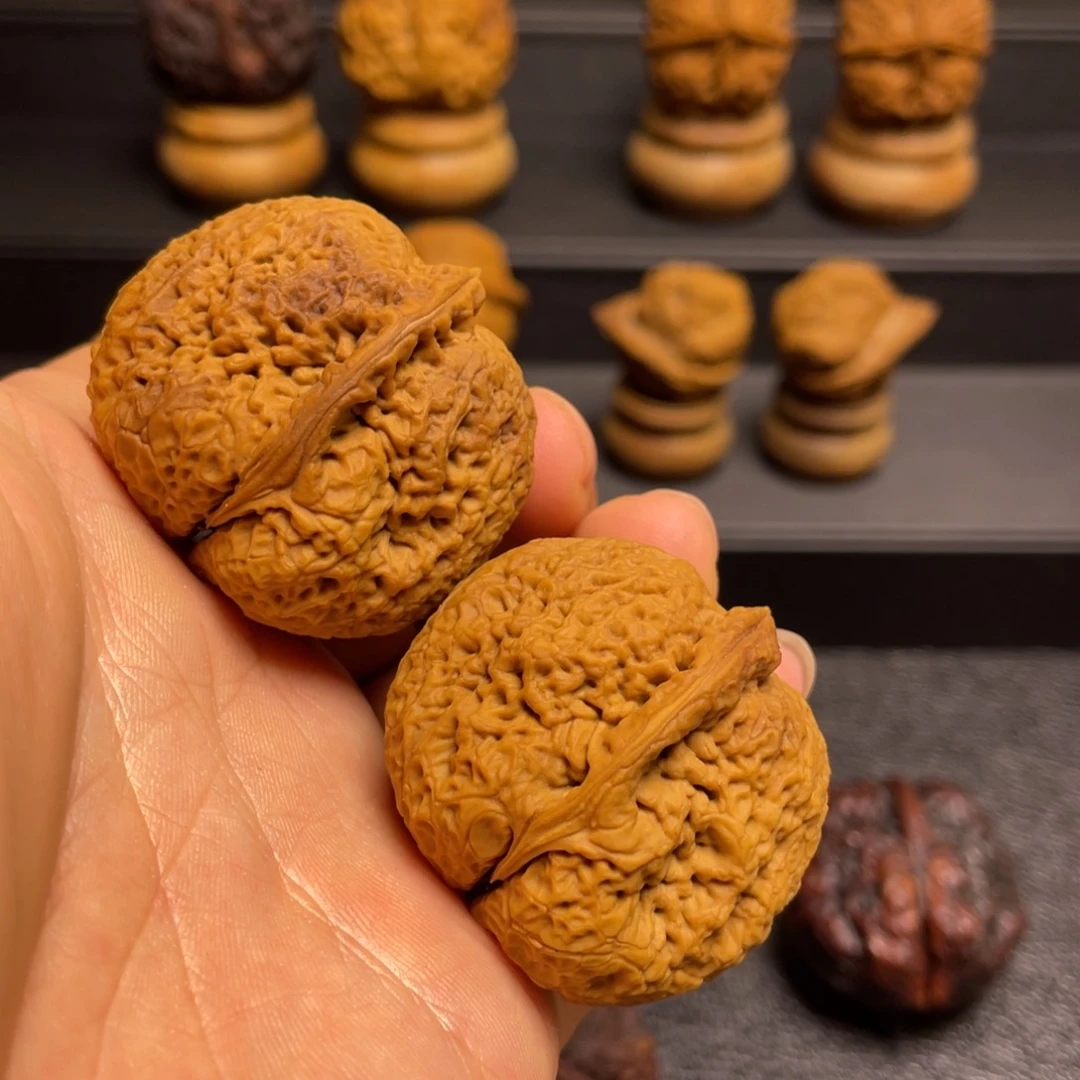 文玩核桃吊坠F蚂蚁纹元宝