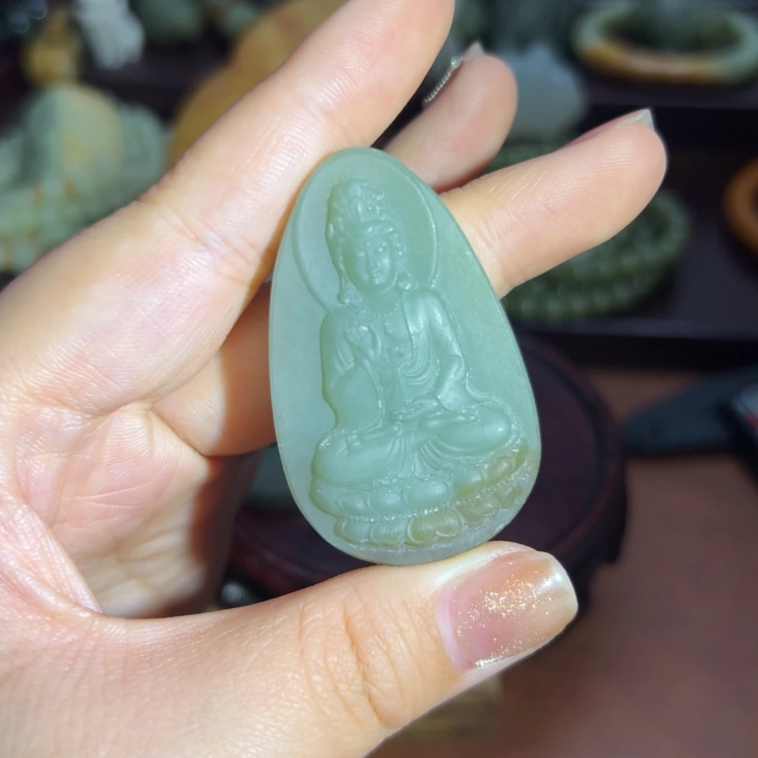 和田玉未镶嵌珠宝奇石