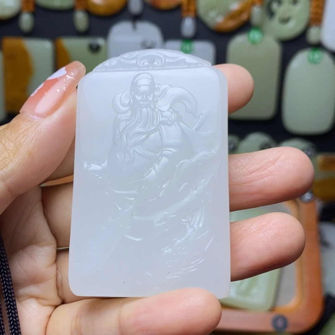 润*新疆昆仑山料关公牌子