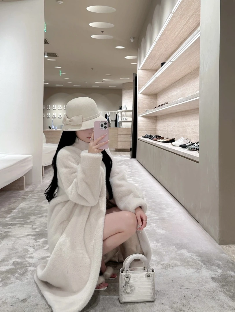 DYS秋冬新款时尚韩版简约长款立领毛毛外套