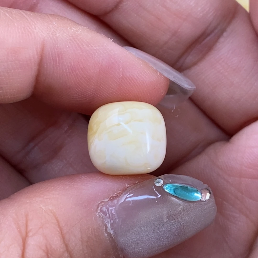 琥珀裸石未镶嵌圆**^蜜蜡12.6