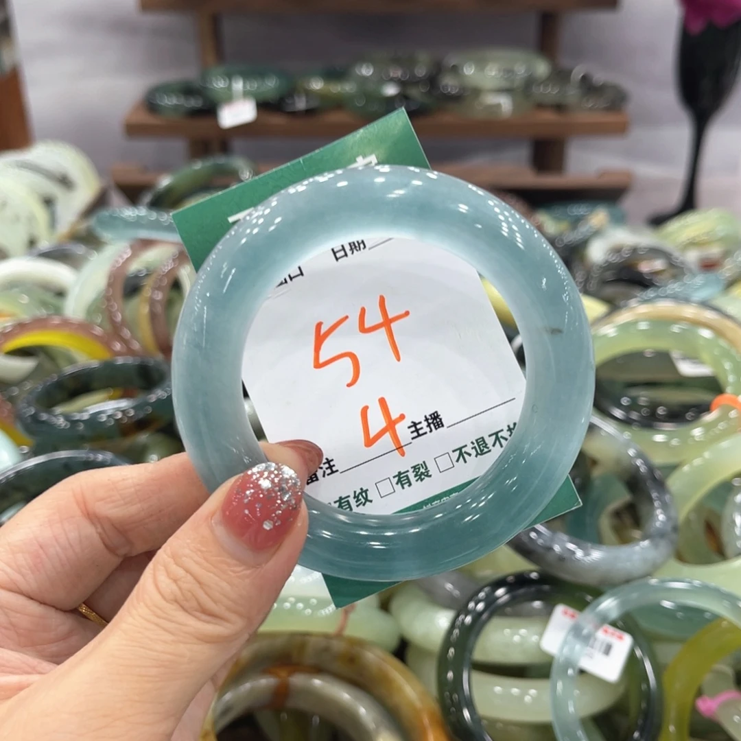 蛇纹石玉未镶嵌手镯手镯
