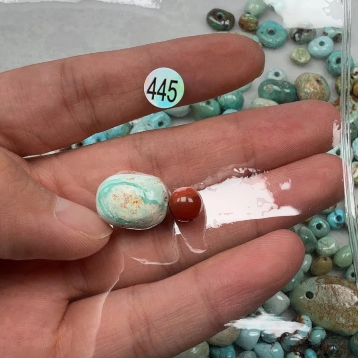 南红玛瑙未镶嵌珠宝奇石