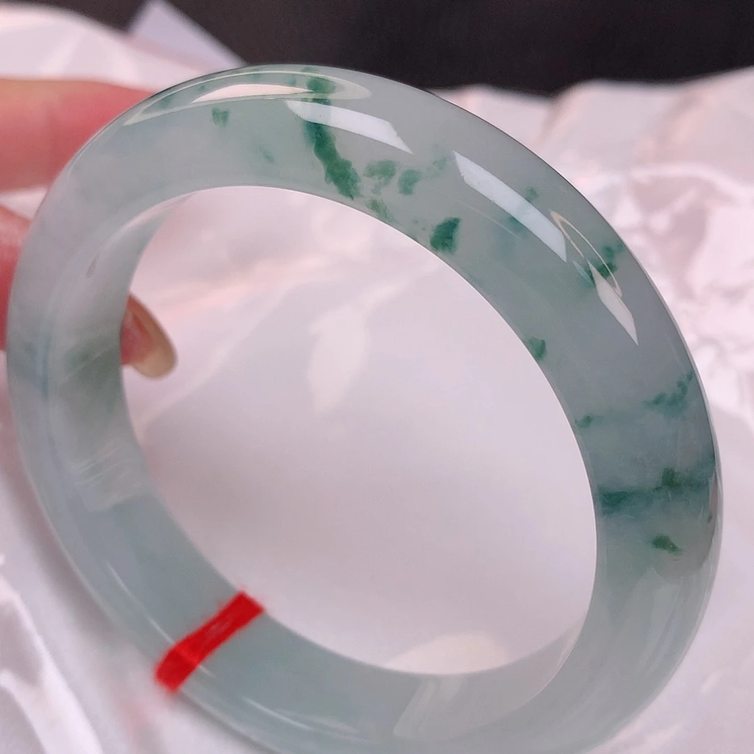 【闪购商品】翡翠手镯未镶嵌57+ 翡翠手镯