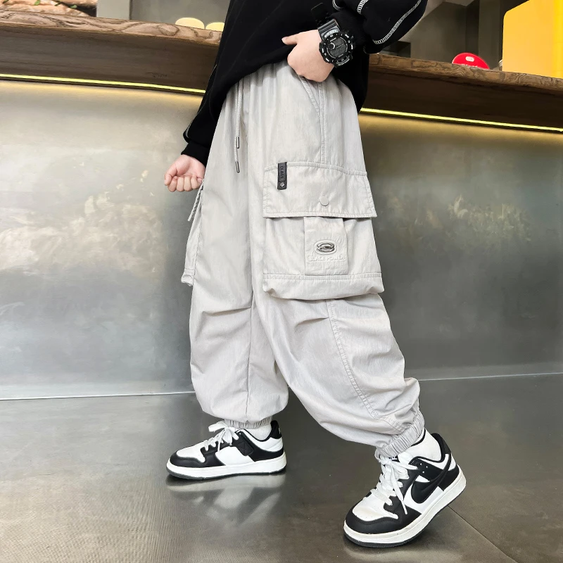 男童工装裤子春秋款2024新款中大童秋季休闲裤男孩炸街秋装运动裤