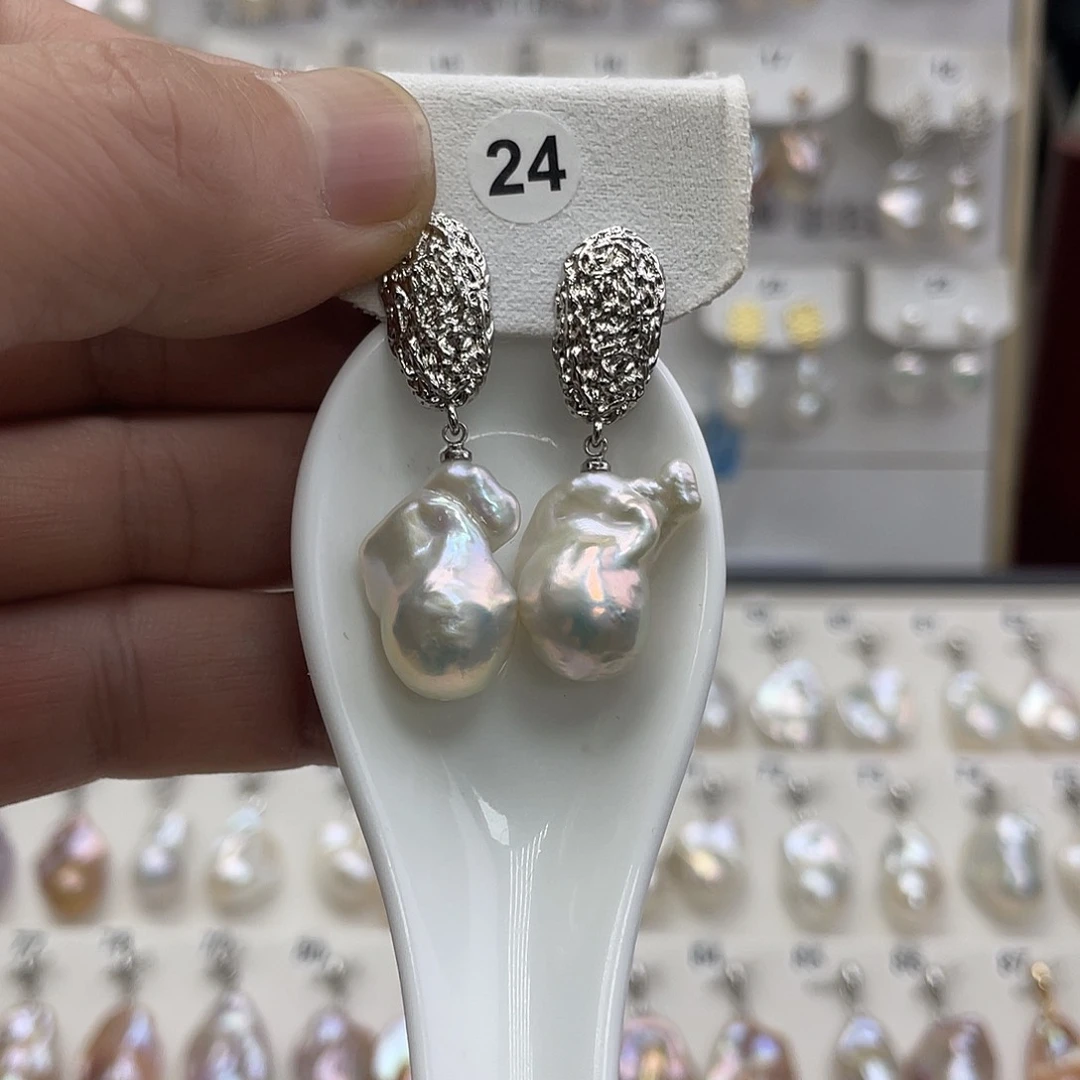 淡水珍珠颈饰未镶嵌