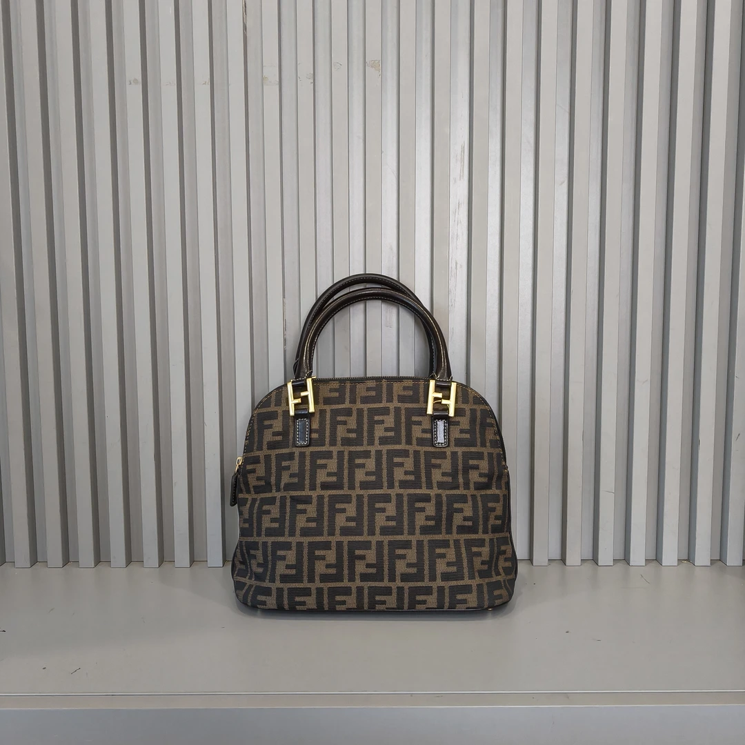 95新 FENDI/芬迪 暮野奢品/芬迪手提包/29004