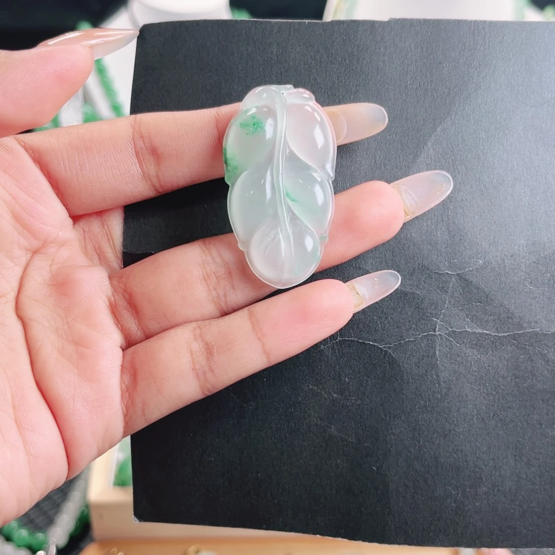 石英质玉未镶嵌吊坠(不含链)