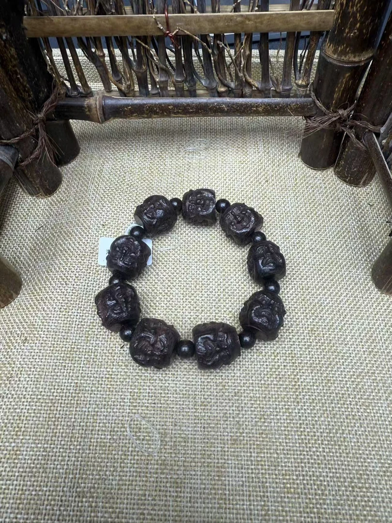 B59龙二文玩成品木串