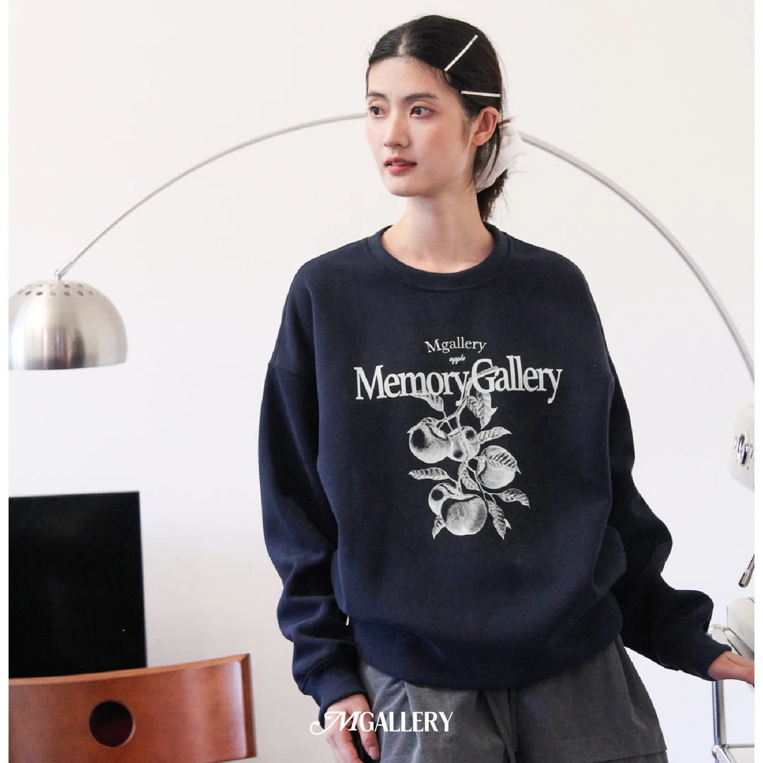 Mgallery素描苹果水果印花韩系男女宽松挺括圆领卫衣2025AWWY0008