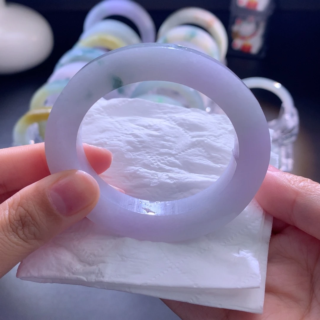 未镶嵌翡翠手镯定制翡翠