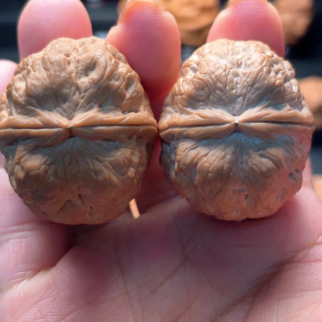 文玩核桃把件平头……