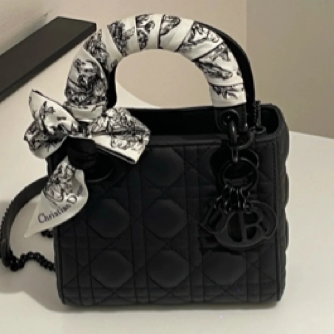 女士精品包包（实物以直播间为准）