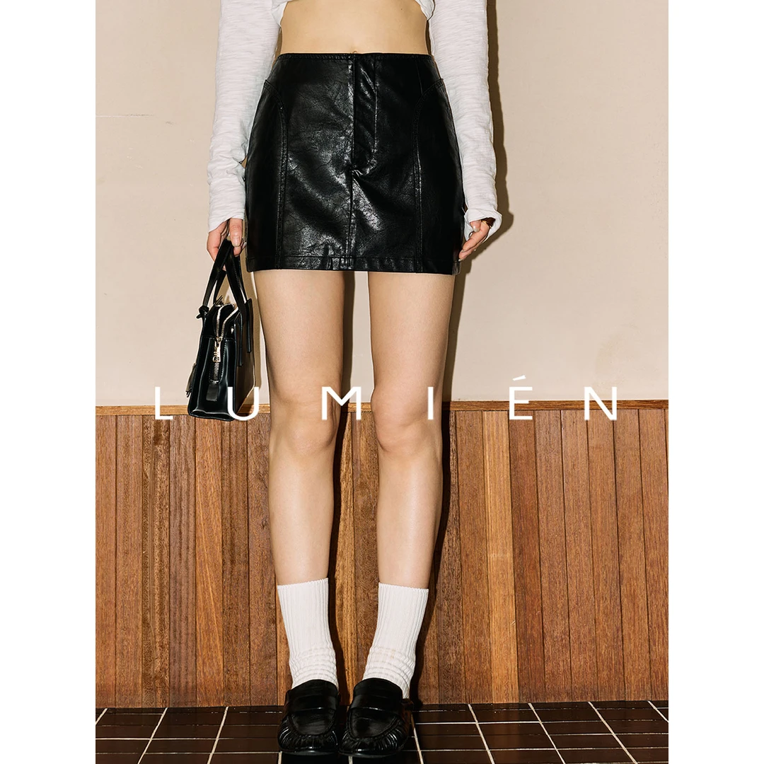 【LUMIEN 新品】“解构主义”设计感短款PU包臀皮裙LX5AQQ009