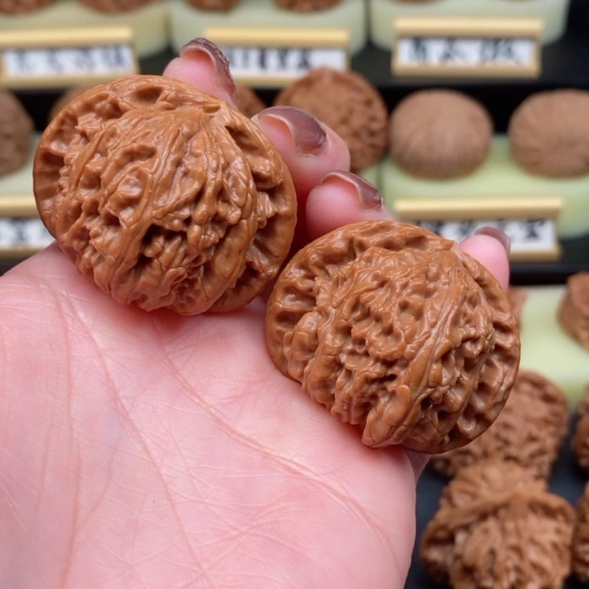 【闪购商品】文玩核桃吊坠?****?白狮子