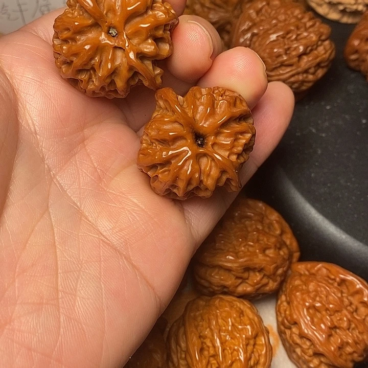 文玩核桃把件苹果33