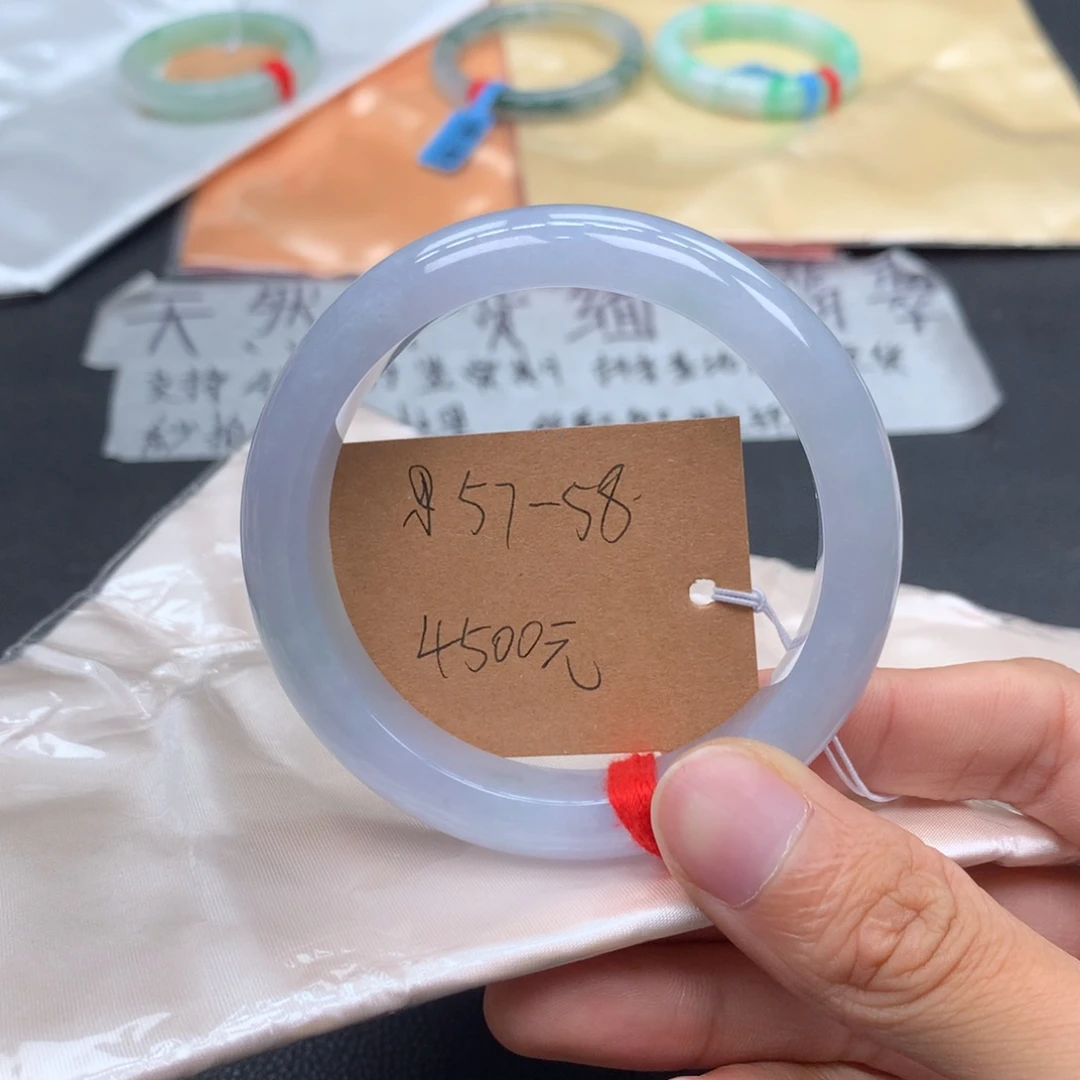 翡翠未镶嵌手镯手镯