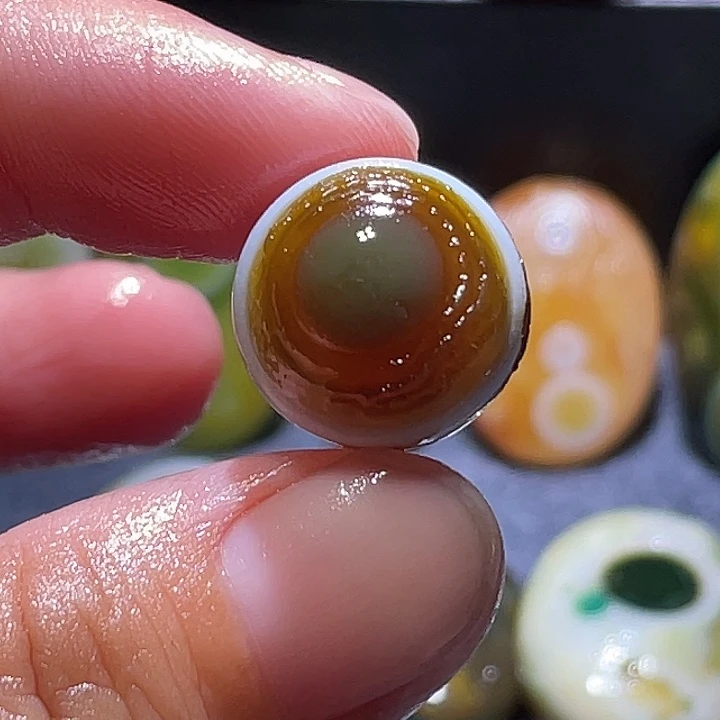 玛瑙/玉髓未镶嵌珠宝奇石