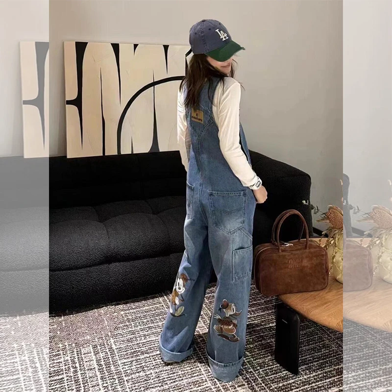 超好看春夏卡通印花牛仔背带裤女新款松弛感穿搭显瘦阔腿连体裤子