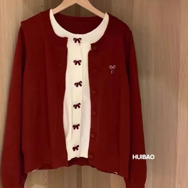 春季穿搭一整套装女韩版2025年新款圣诞宽松短款针织衫假两件外套