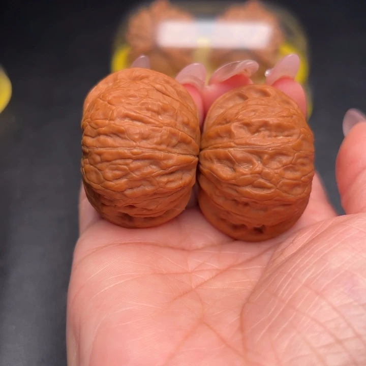 痞***帅把件桃核42铁锤狮子头