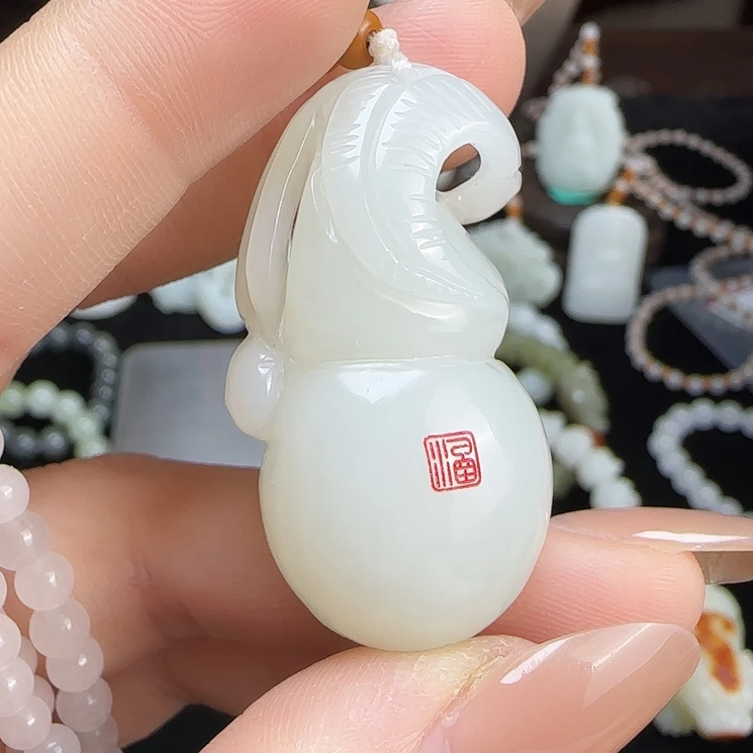 和田玉未镶嵌颈饰定制发货