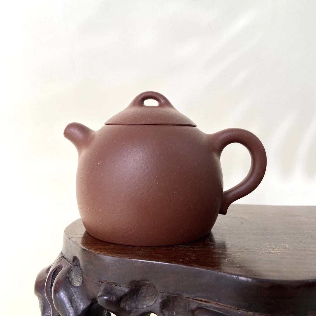 宜兴手工紫砂陶 （吴春香）茶壶GS4213-12