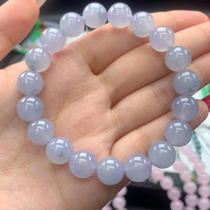 翡翠手镯未镶嵌翡翠