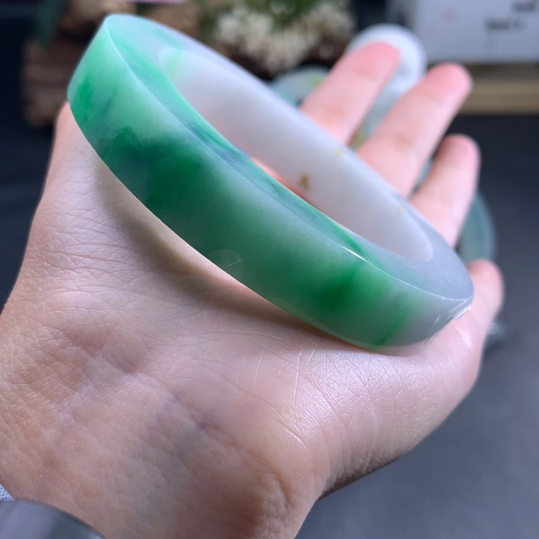 定制翡翠未镶嵌防漏