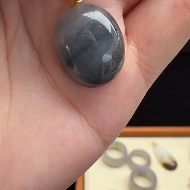 小****和田玉银S925镶嵌颈饰