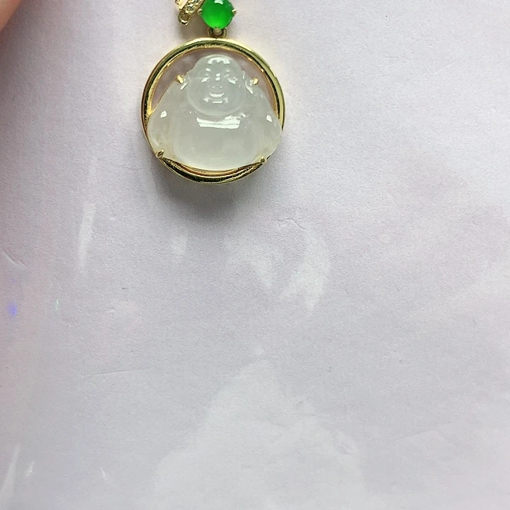 颈饰18K金镶嵌翡翠翡翠18K金镶嵌项链吊坠