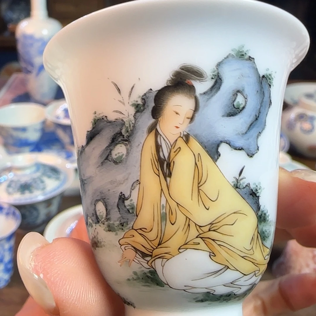 名窑口 粉彩人物闻香杯福利