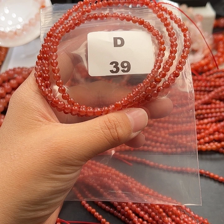 南红玛瑙未镶嵌多样性发货默认微瑕称重4mm