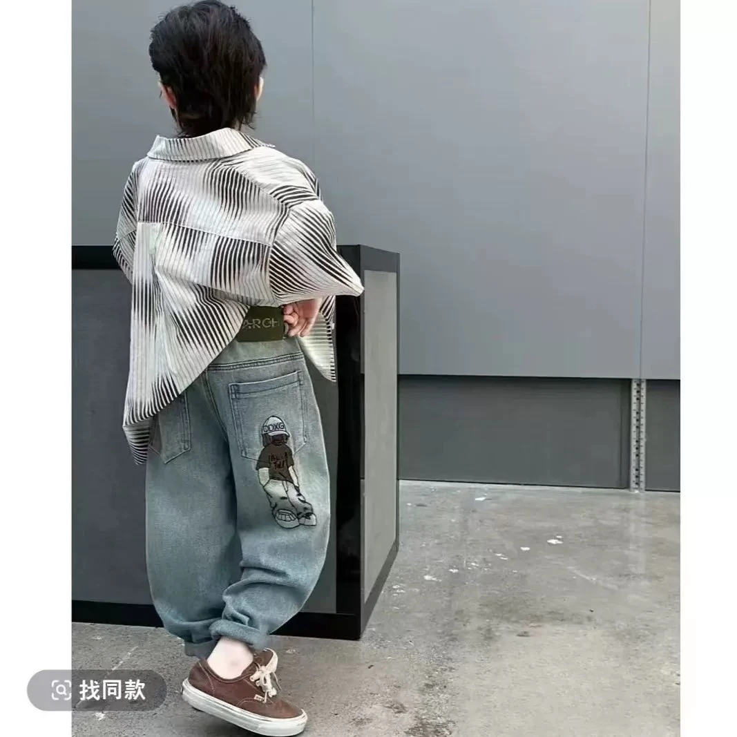 163春款男女童软牛仔浅色牛仔裤帽子人刺绣