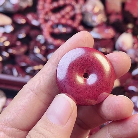 【闪购商品】天然辰砂春**雨天然原矿朱砂吊坠