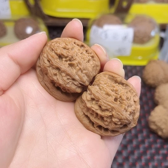 吊坠文玩核桃白狮子