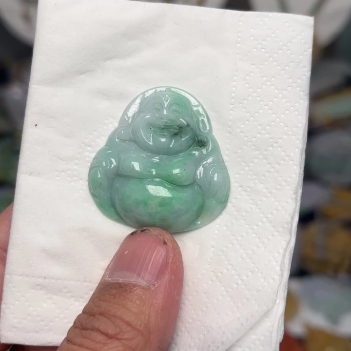 翡翠颈饰未镶嵌吊坠