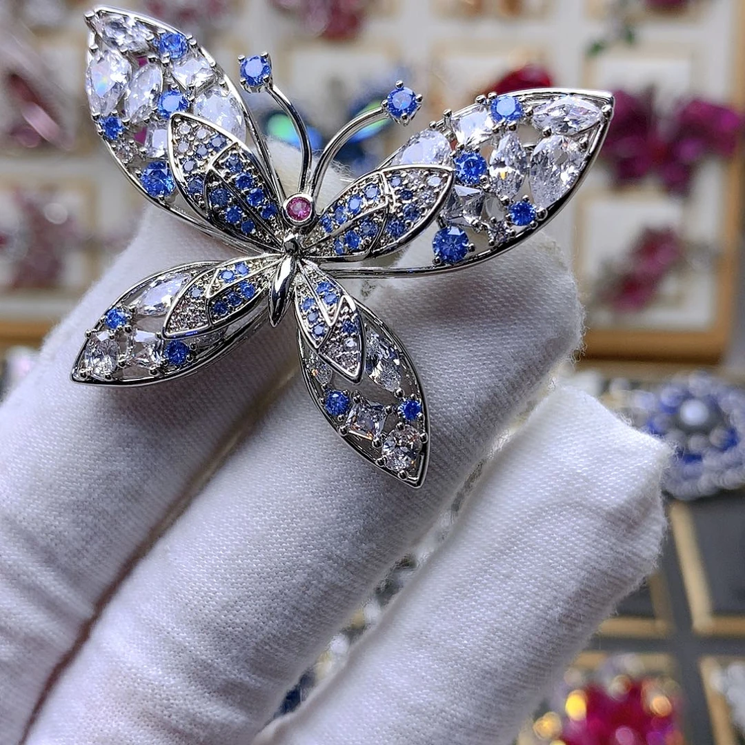 仿水晶铜胸针胸花