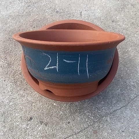 中国宜兴紫砂花盆，