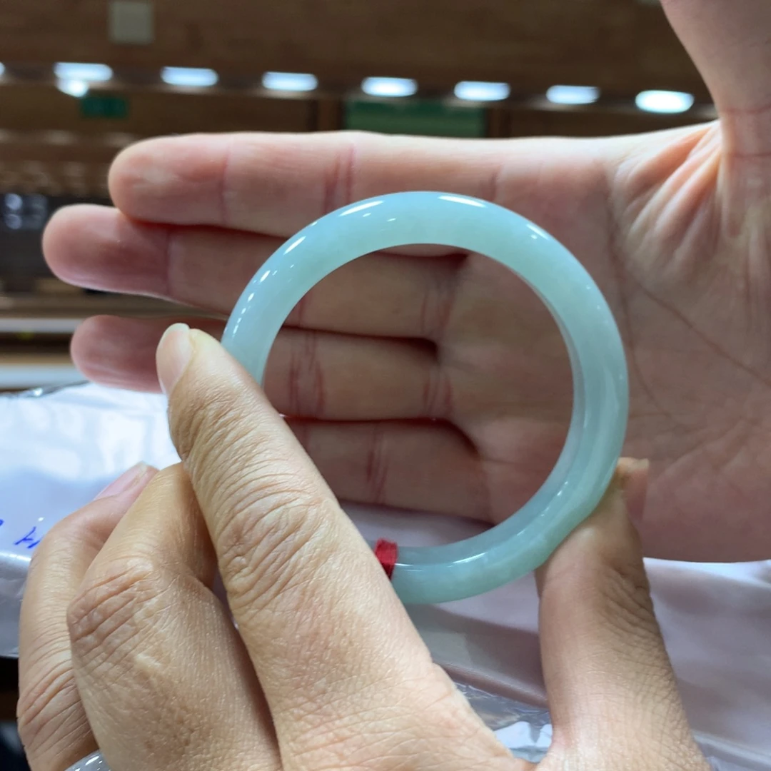 翡翠未镶嵌手镯福利